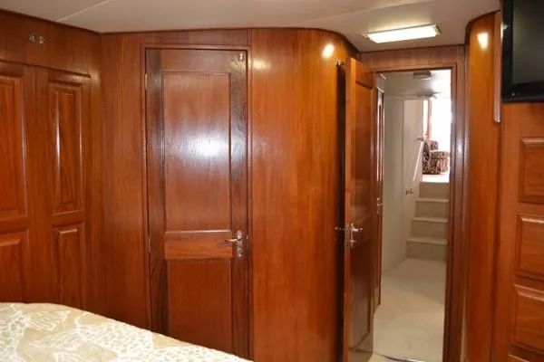 Slide: The Image of Viking Yachts 57 Convertible 1990 - 6