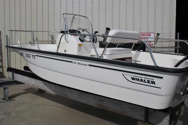 Slide: The Image of Boston Whaler 150 Montauk 2014 - 0