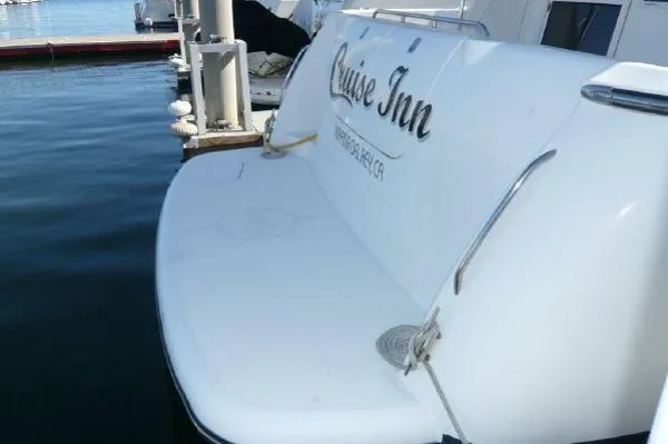 Slide: The Image of Bayliner 5288 Pilot House Motoryacht 2001 - 6