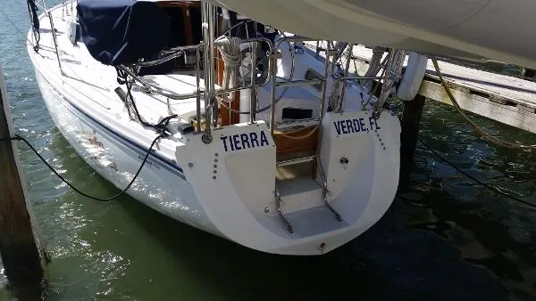 Slide: The Image of Catalina 36 MK I 1991 - 1
