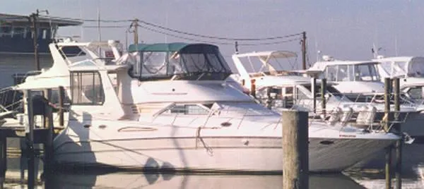 Slide: The Image of Sea Ray 420 AFT 1998 - 0