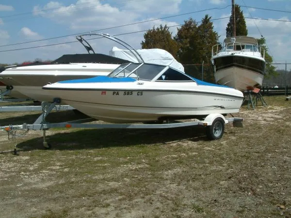 Slide: The Image of Bayliner 175 2003 - 0