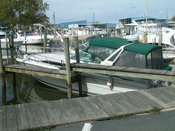 Slide: The Image of Sea Ray Sundancer 1986 - 0