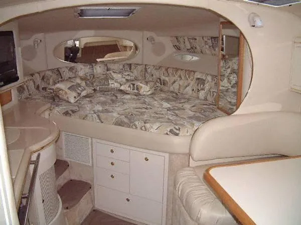 Slide: The Image of Sea Ray 310 Sundancer 1999 - 1