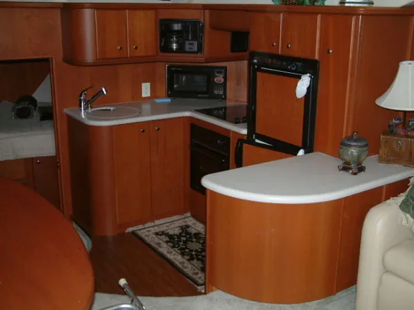 Slide: The Image of Silverton 390 Aft Cabin 2004 - 4