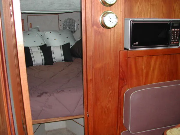 Slide: The Image of Trojan F32 Sedan HUGE PRICE REDUCTION !!! 1984 - 4