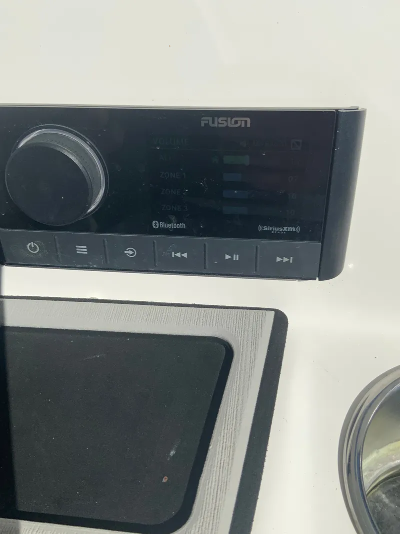 Slide: The Image of Fusion audio system on Sea Fox 228 Commander 2022 boat. - 32