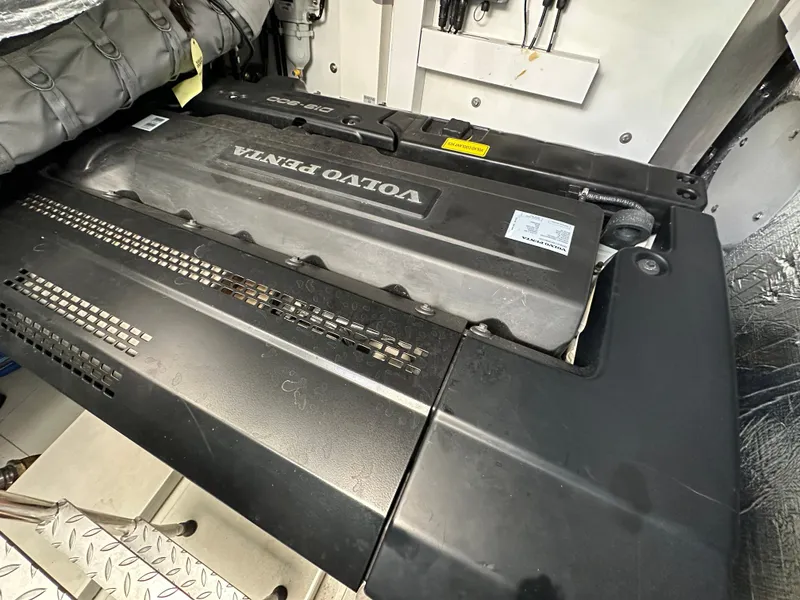 Slide: The Image of Sunseeker Predator 57 2019 - 82