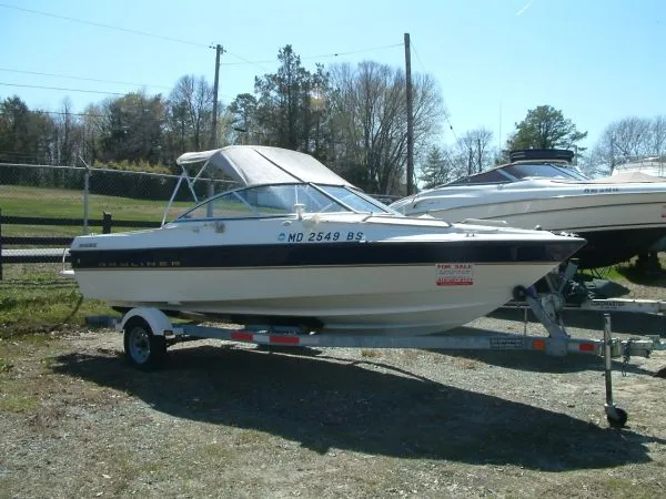 Slide: The Image of Bayliner 185 Bowrider 2003 - 0