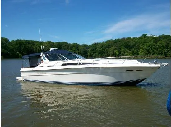 Slide: The Image of Sea Ray 390 EC 1987 - 1