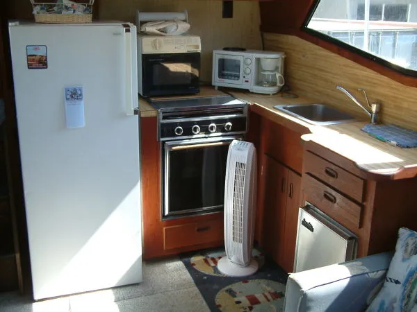 Slide: The Image of Trojan Tri-Cabin 1979 - 6