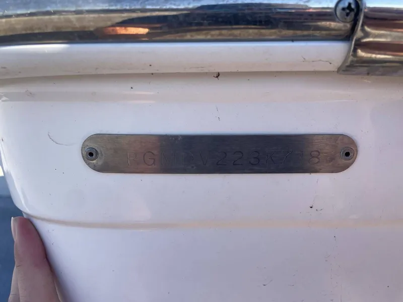 Slide: The Image of Regal 22 FasDeck 2018 - 11