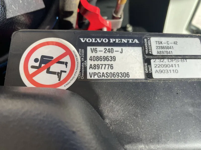 Slide: The Image of Regal 22 FasDeck 2018 - 12