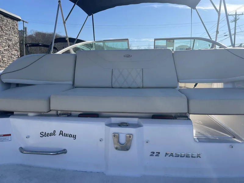 Slide: The Image of Regal 22 FasDeck 2018 - 13