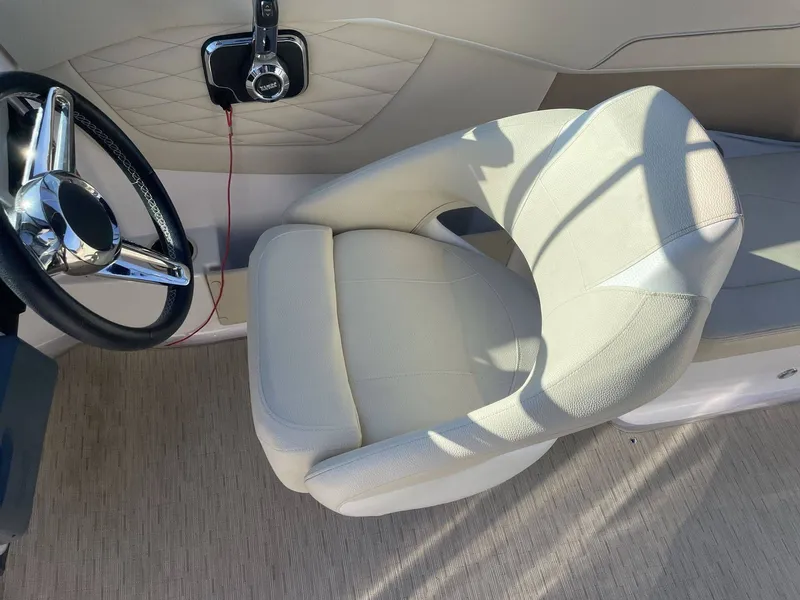 Slide: The Image of Regal 22 FasDeck 2018 - 20