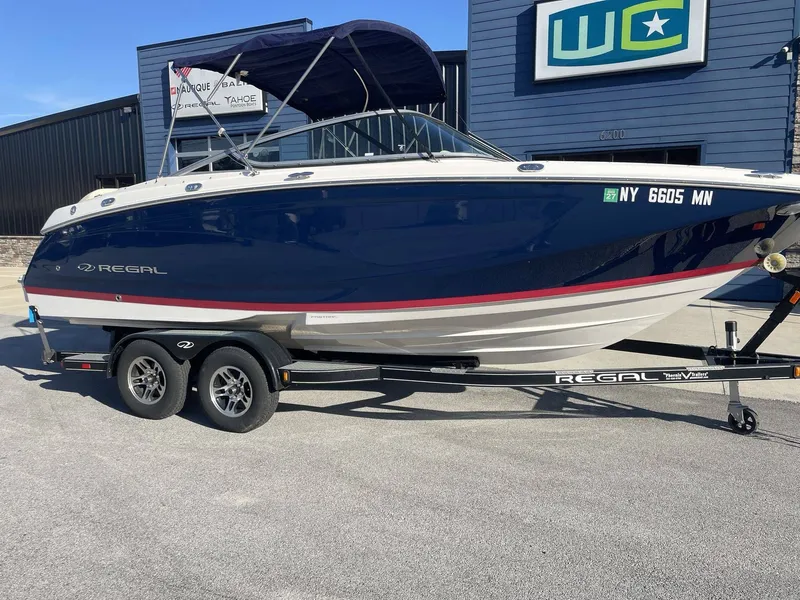 Slide: The Image of Regal 22 FasDeck 2018 - 36