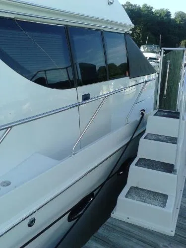Slide: The Image of Carver Yachts Voyager 2003 - 4
