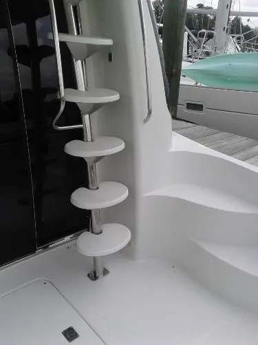 Slide: The Image of Carver Yachts Voyager 2003 - 6