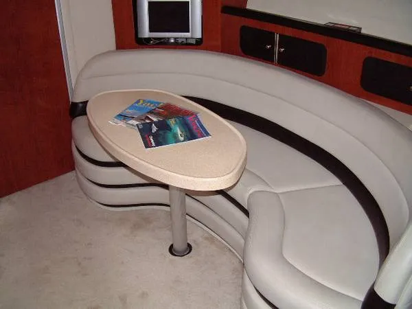 Slide: The Image of Wellcraft 3700 Martinique 2000 - 1