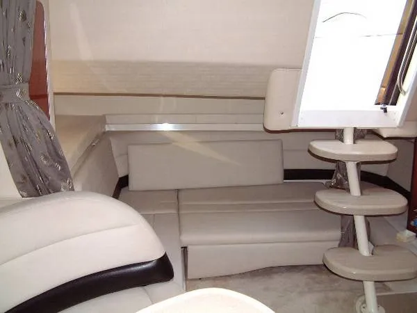 Slide: The Image of Wellcraft 3700 Martinique 2000 - 2