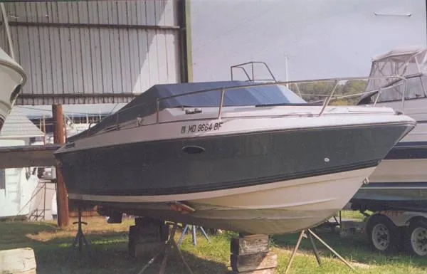 Slide: The Image of Four Winns Sundowner 215 1989 - 0