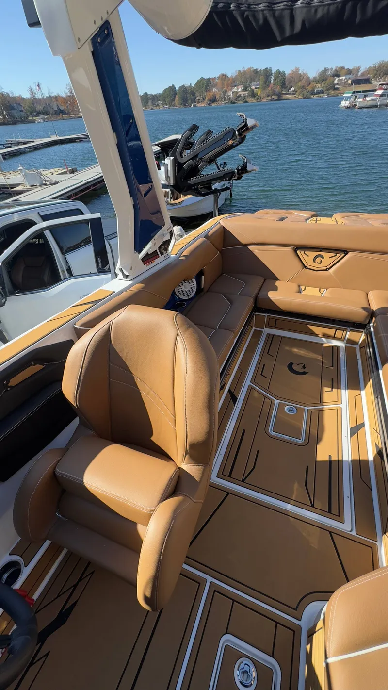 Slide: The Image of Centurion Nv243 2026 - 6