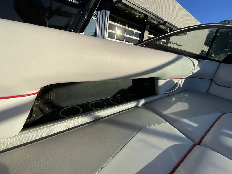 Slide: The Image of Moomba Mojo 2014 - 12