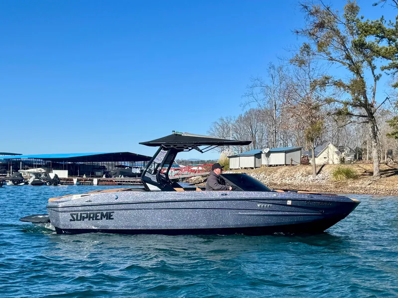 The Image of Supreme S220 2023 - 1