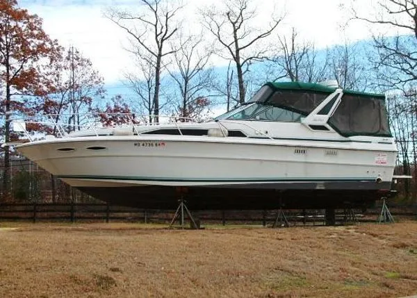 Slide: The Image of Sea Ray Sundancer 1986 - 2