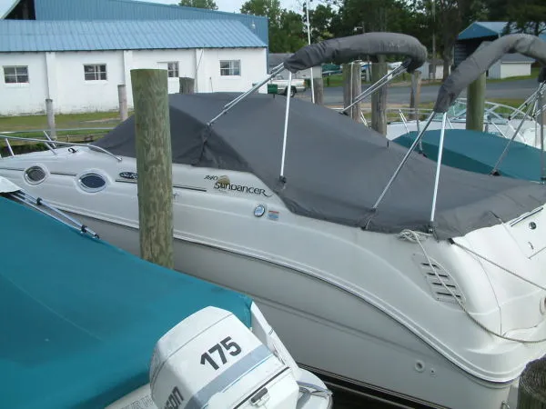 Slide: The Image of Sea Ray 240 Sundancer Price reduced!! 2004 - 0