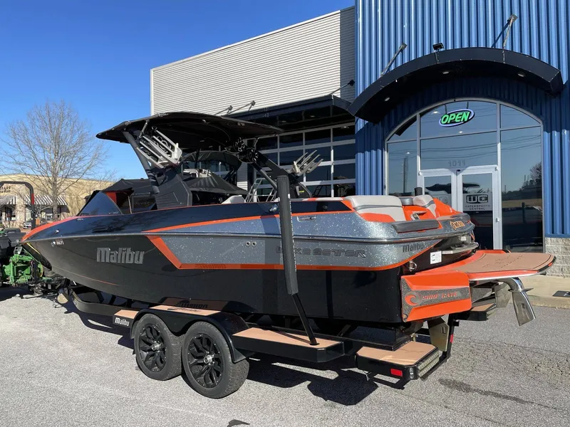 Slide: The Image of Malibu Wakesetter 24 MXZ 2018 - 7