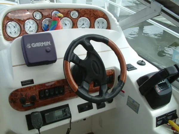 Slide: The Image of Larson 330 CABRIO 2002 - 2