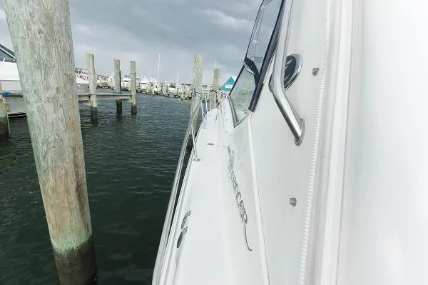 Slide: The Image of Sea Ray 340 Sundancer 2005 - 9