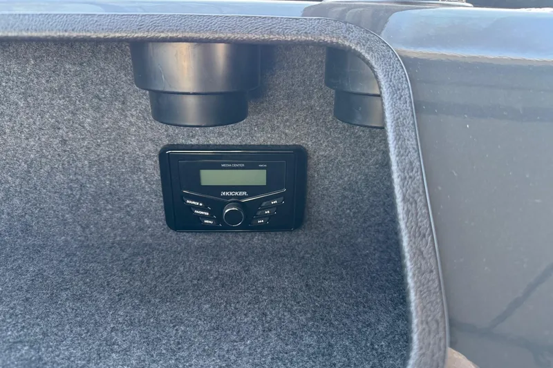 Slide: The Image of 2026 Thunder Jet 185 Luxor media center with Kicker audio system. - 49