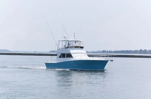 Slide: The Image of Viking 41 Convertible 1988 - 2