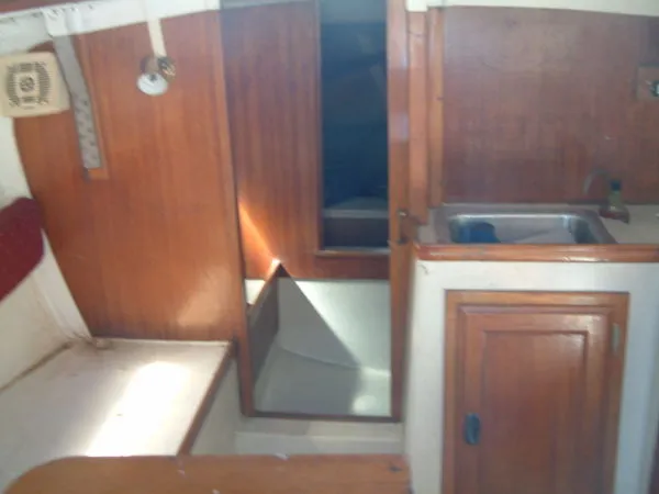 Slide: The Image of Jensen Sloop 1971 - 7