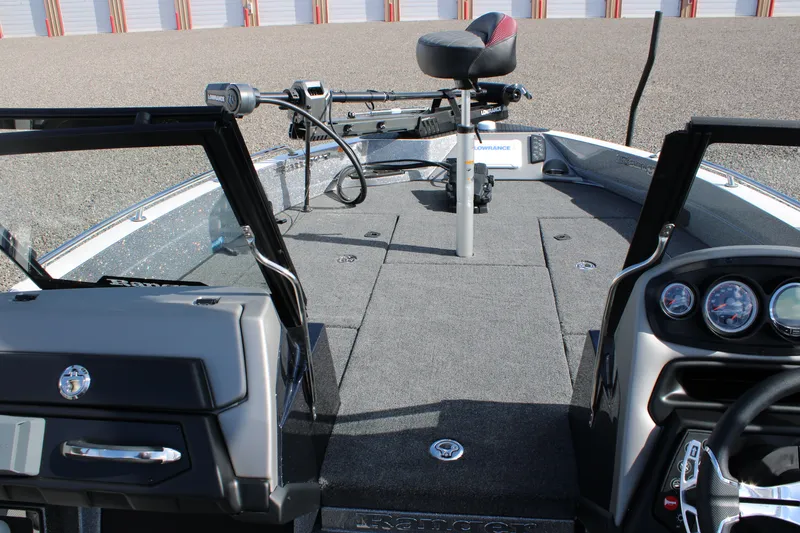 Slide: The Image of Ranger 621 FS CUP EQUIPPED 2026 - 16