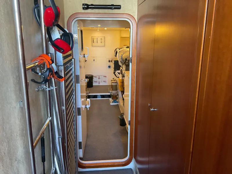 Slide: The Image of ACCESS TO ENGINE ROOM - 122