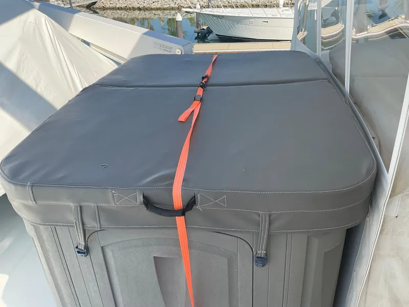 Slide: The Image of FREESTANDING JACUZZI TUB - 51