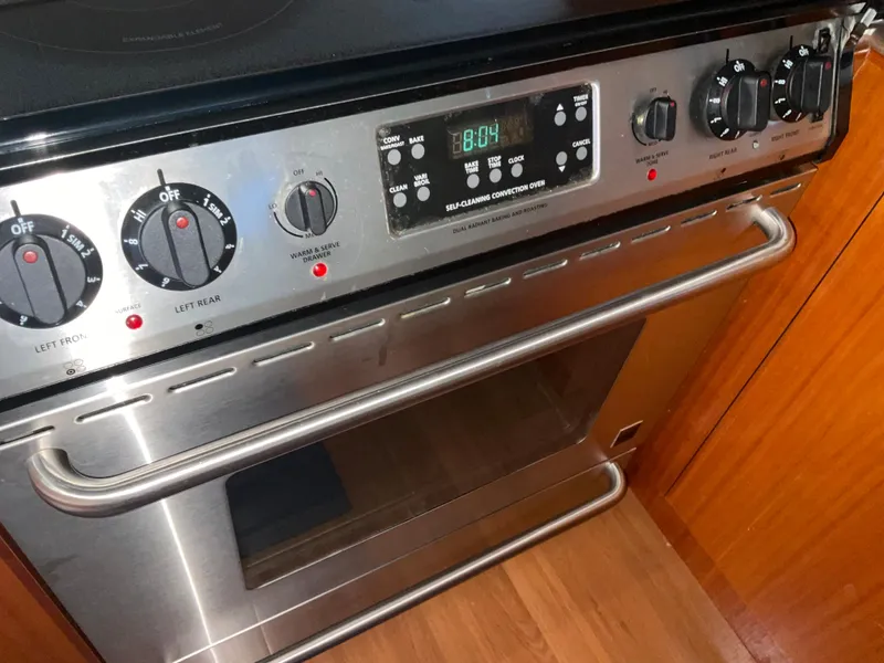 Slide: The Image of FRIGIDAIRE OVEN AND STOVETOP - 79