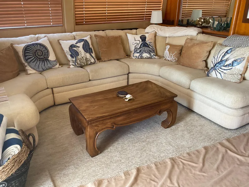 Slide: The Image of SALON SOFA - 89