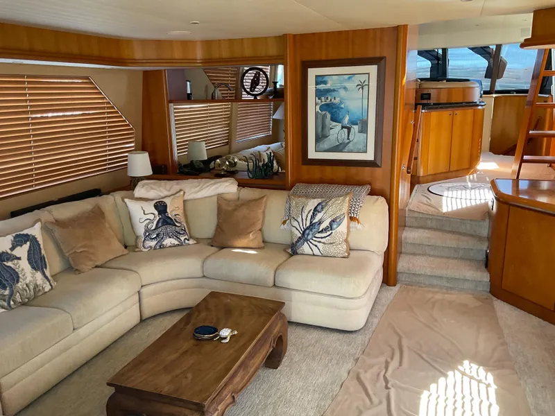 Slide: The Image of SALON FORWARD - 90