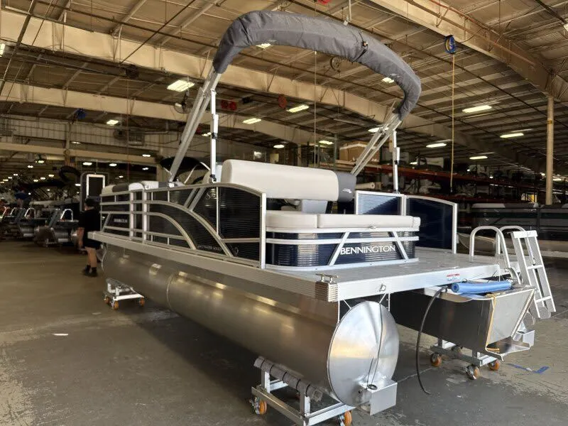 Slide: The Image of Bennington 22 S SWINGBACK 2026 - 6