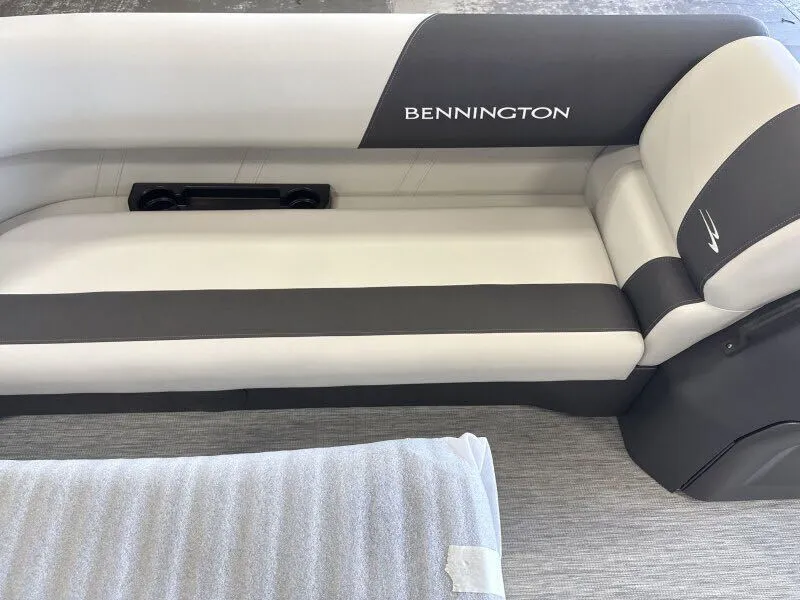 Slide: The Image of Bennington 22 S SWINGBACK 2026 - 9