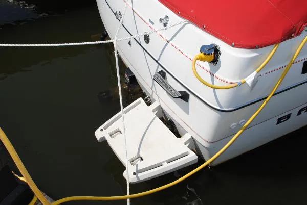 Slide: The Image of Bayliner 2252 Classic 1993 - 3