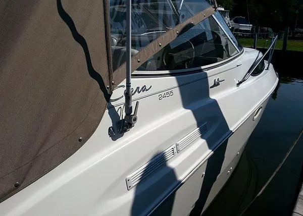 Slide: The Image of Bayliner 2455 Ciera Sunbridge LX 2001 - 8
