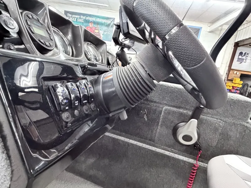 Slide: The Image of Starweld Flex Pro 19DC 2025 - 12