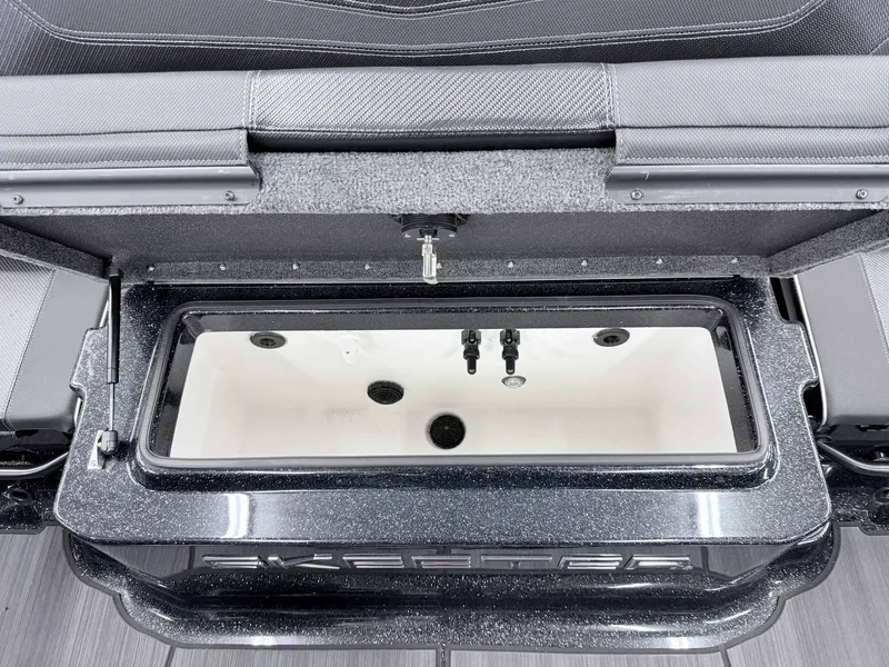 Slide: The Image of Skeeter WXR 1910F 2026 - 17