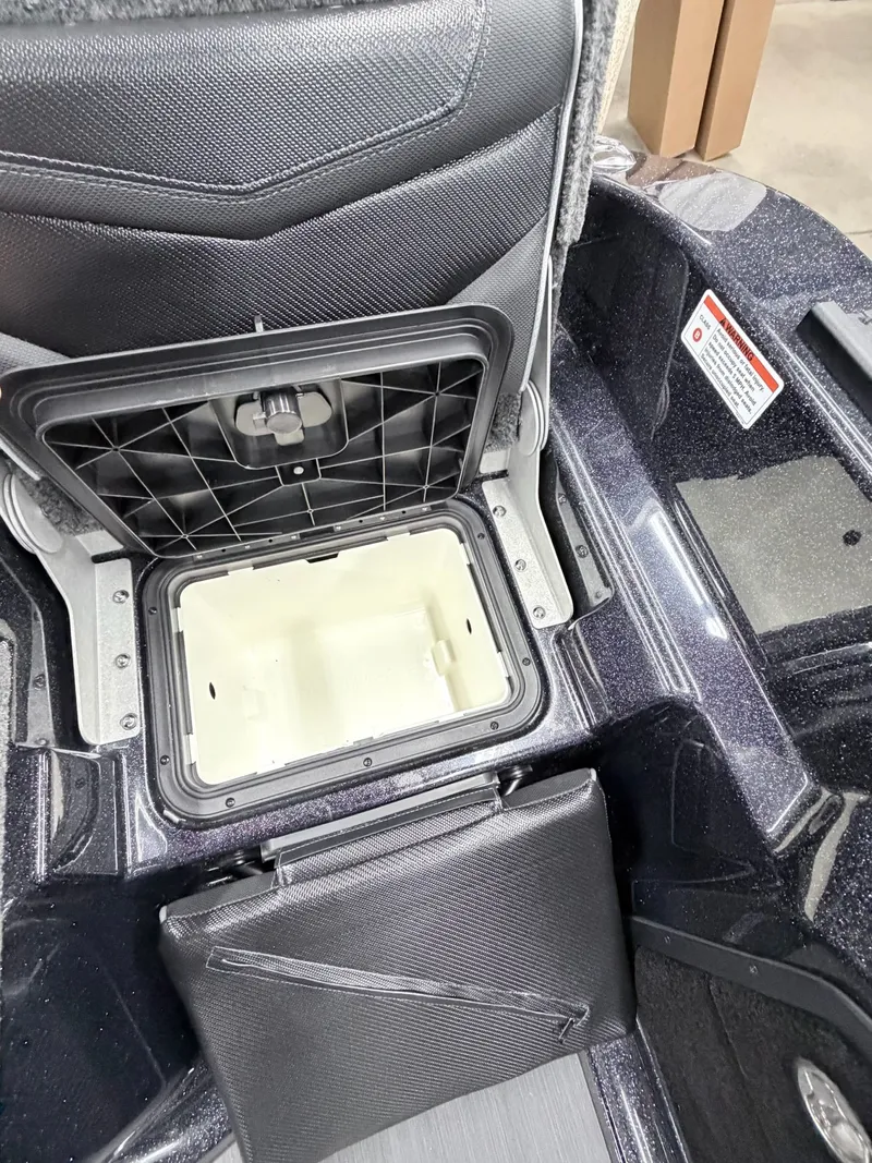 Slide: The Image of Skeeter WXR 1910F 2026 - 31