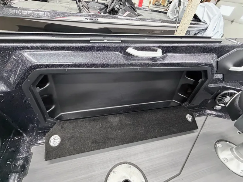 Slide: The Image of Skeeter WXR 1910F 2026 - 35